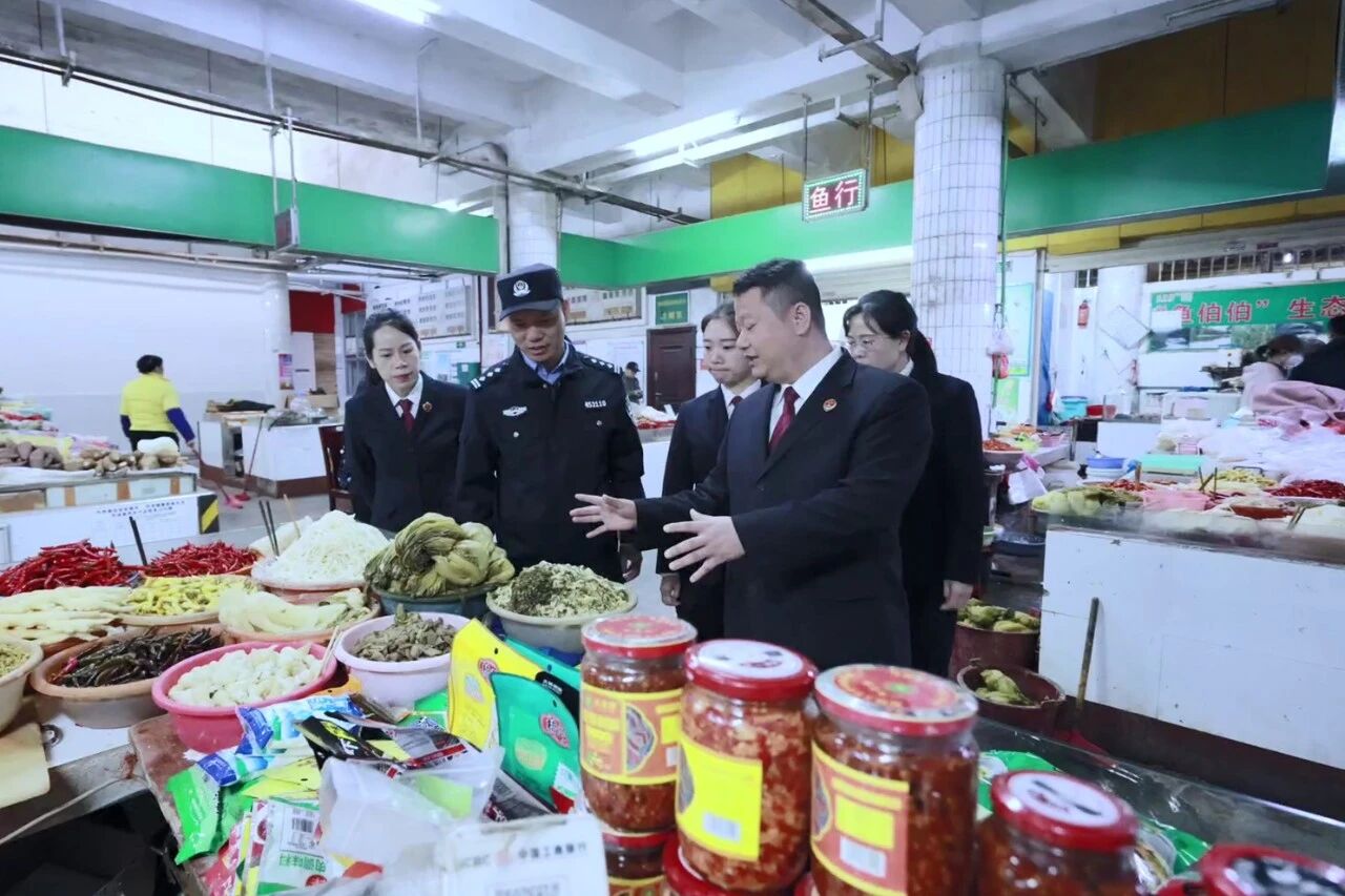 把好“入口关”守护“舌尖安全”